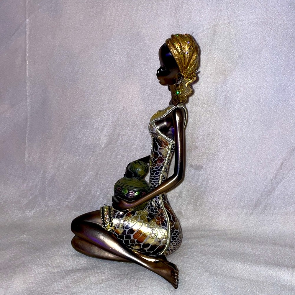 Elegant Bronze & Gold Women Figurine - Picture 5 of 7
